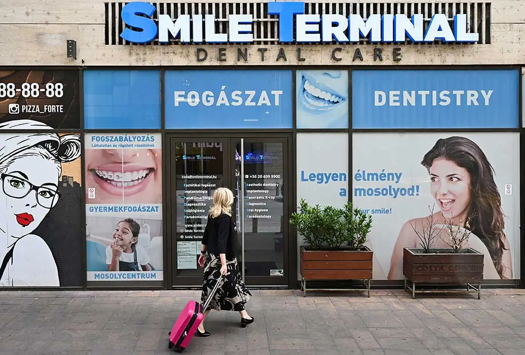 Smile Terminal Zahnklinik in Budapest