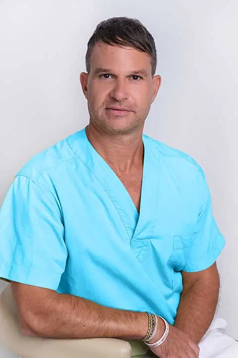 Dr. Rakics Péter